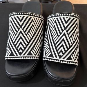 Black & White Geometric Slide Sandals